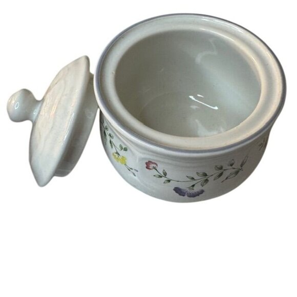 English Garden Stoneware Floral Design Lidded Sugar Bowl Or Small Jar Oven & Mic - Picture 4 of 8
